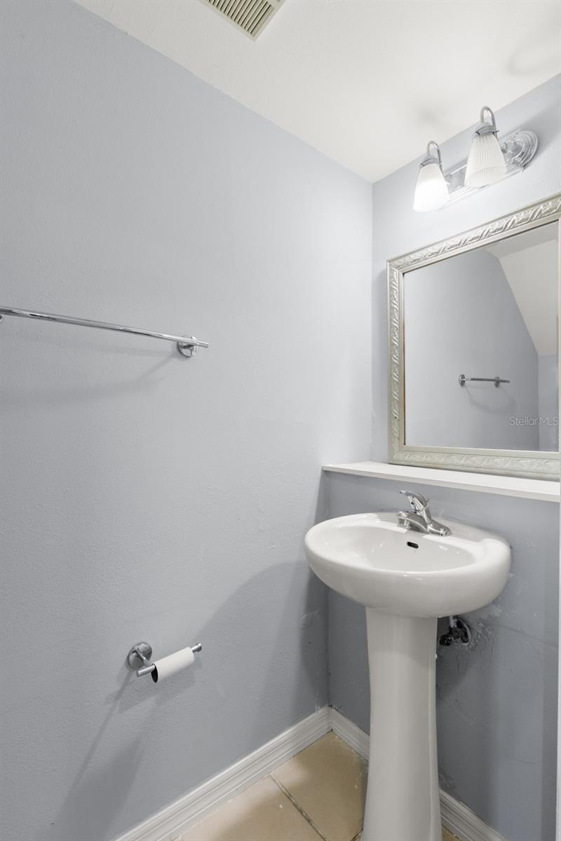 408 S ARRAWANA AVE #A5, TAMPA, FL, 33609