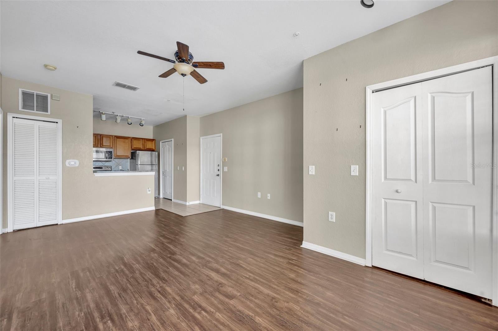 6137 METROWEST BLVD #20-104, ORLANDO, FL, 32835