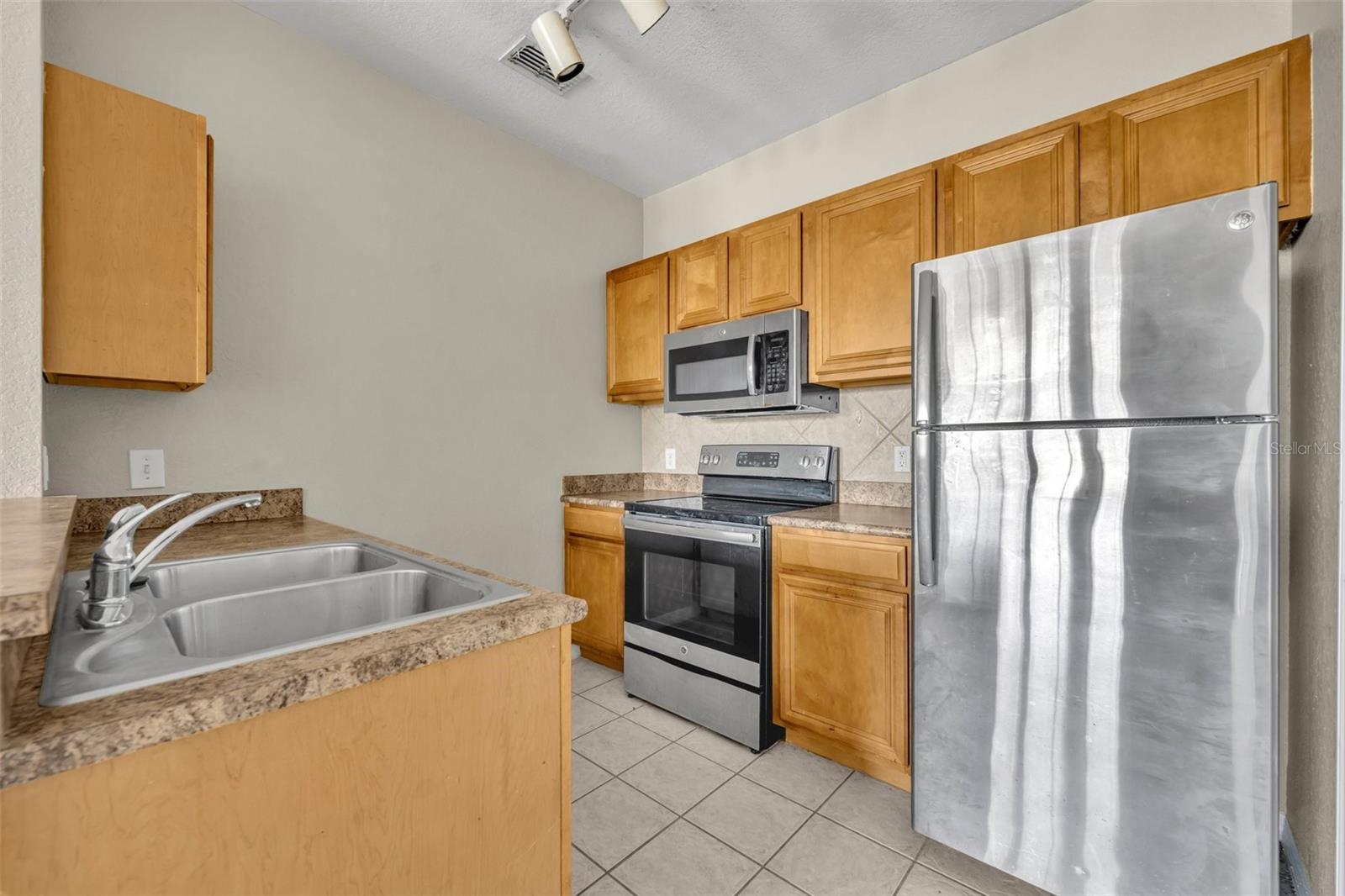 6137 METROWEST BLVD #20-104, ORLANDO, FL, 32835