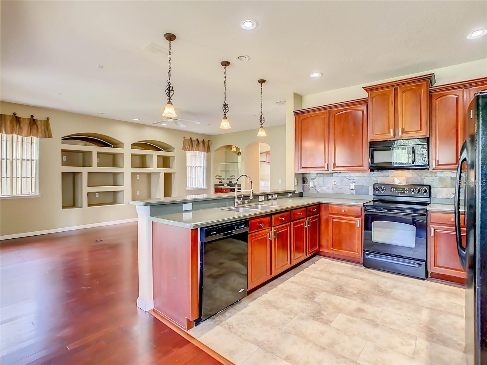 2209 WINDCREST LAKE CIR, ORLANDO, FL, 32824