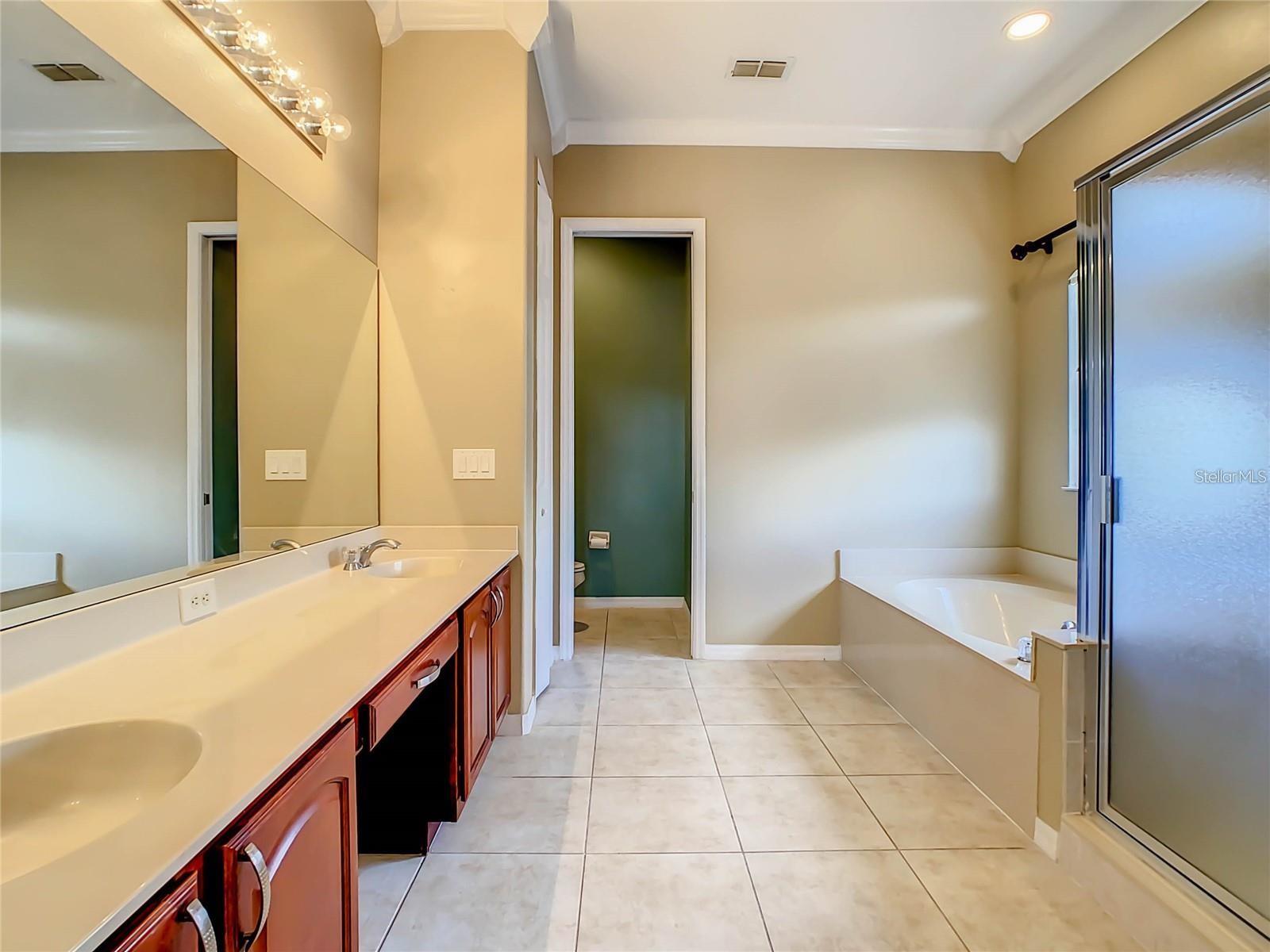 2209 WINDCREST LAKE CIR, ORLANDO, FL, 32824