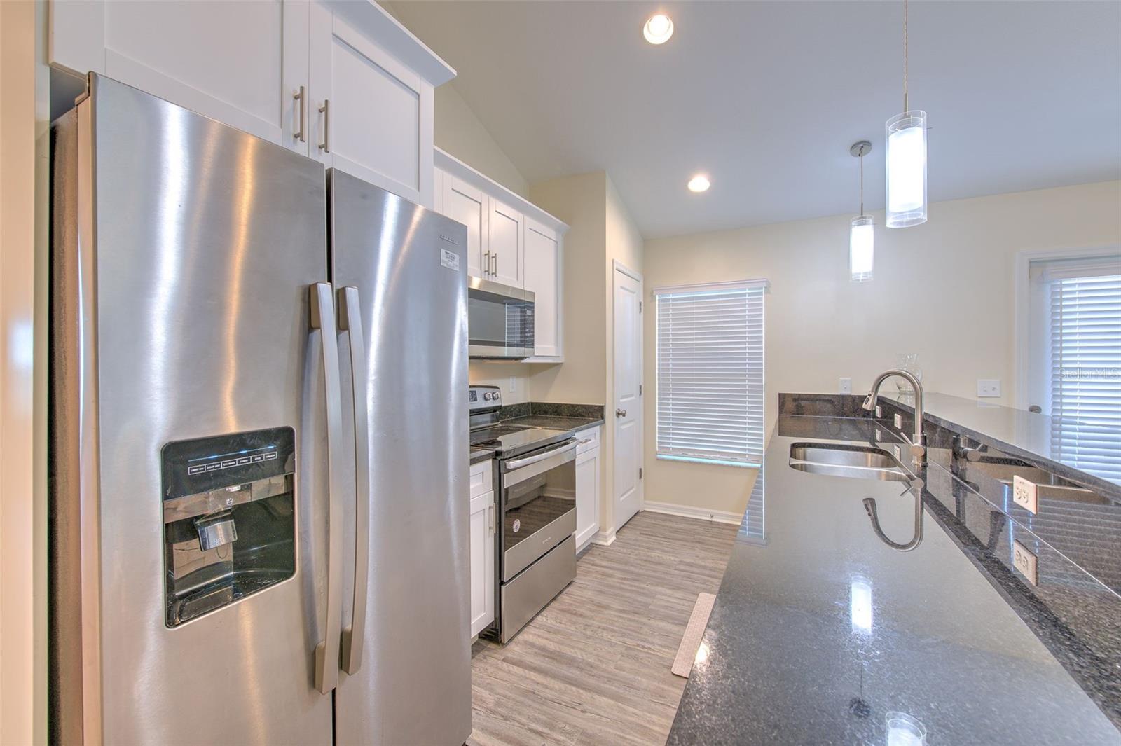 3214 E SHADOWLAWN AVE, TAMPA, FL, 33610