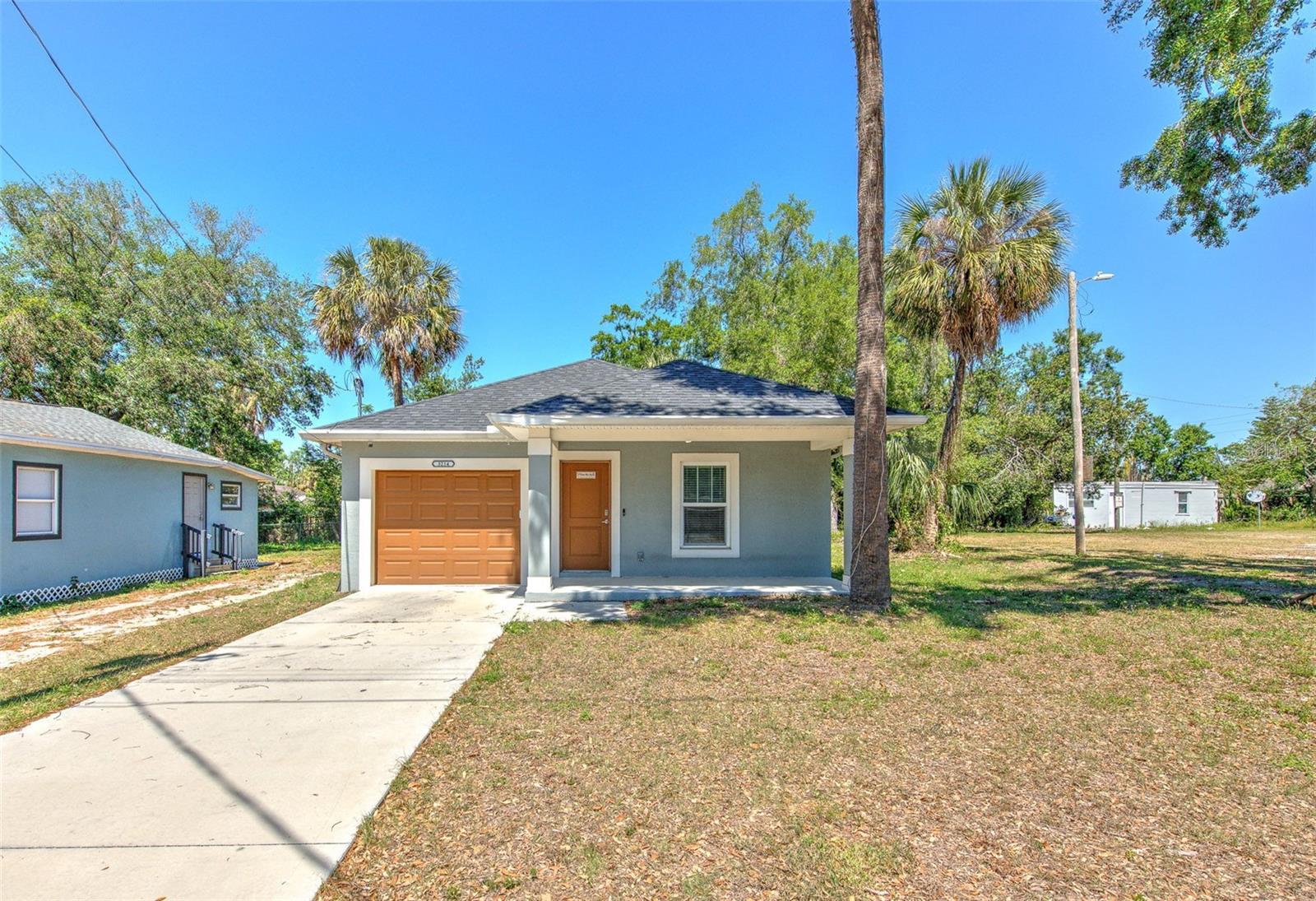 3214 E SHADOWLAWN AVE, TAMPA, FL, 33610