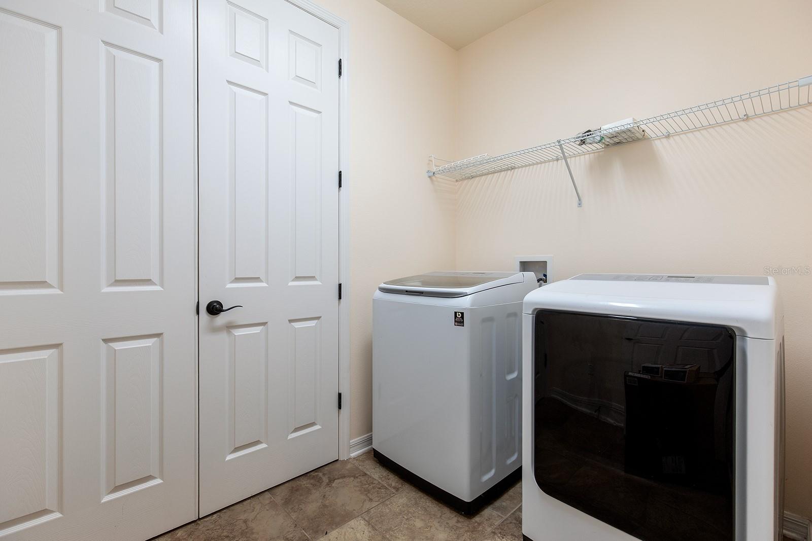 8036 EDGEWOOD FOREST DR, ORLANDO, FL, 32827
