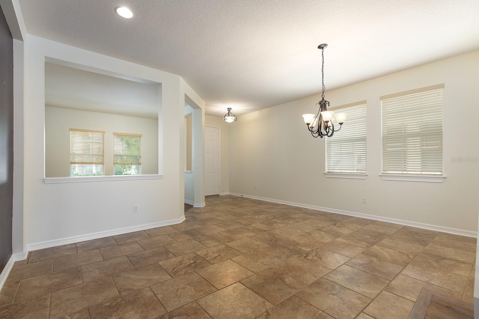 8036 EDGEWOOD FOREST DR, ORLANDO, FL, 32827