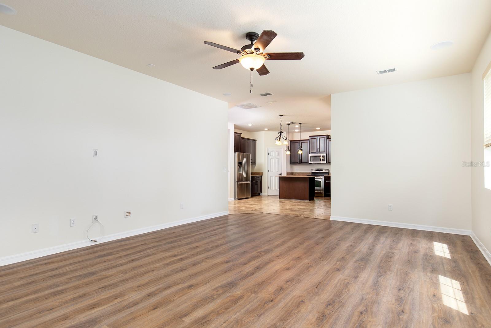 8036 EDGEWOOD FOREST DR, ORLANDO, FL, 32827