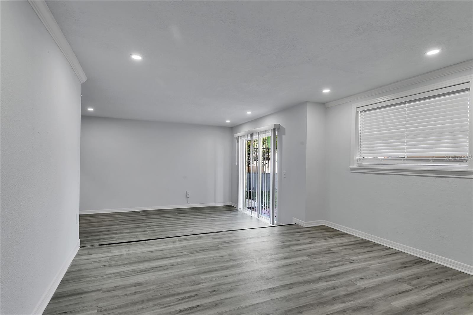 2107 E 93RD AVE, TAMPA, FL, 33612