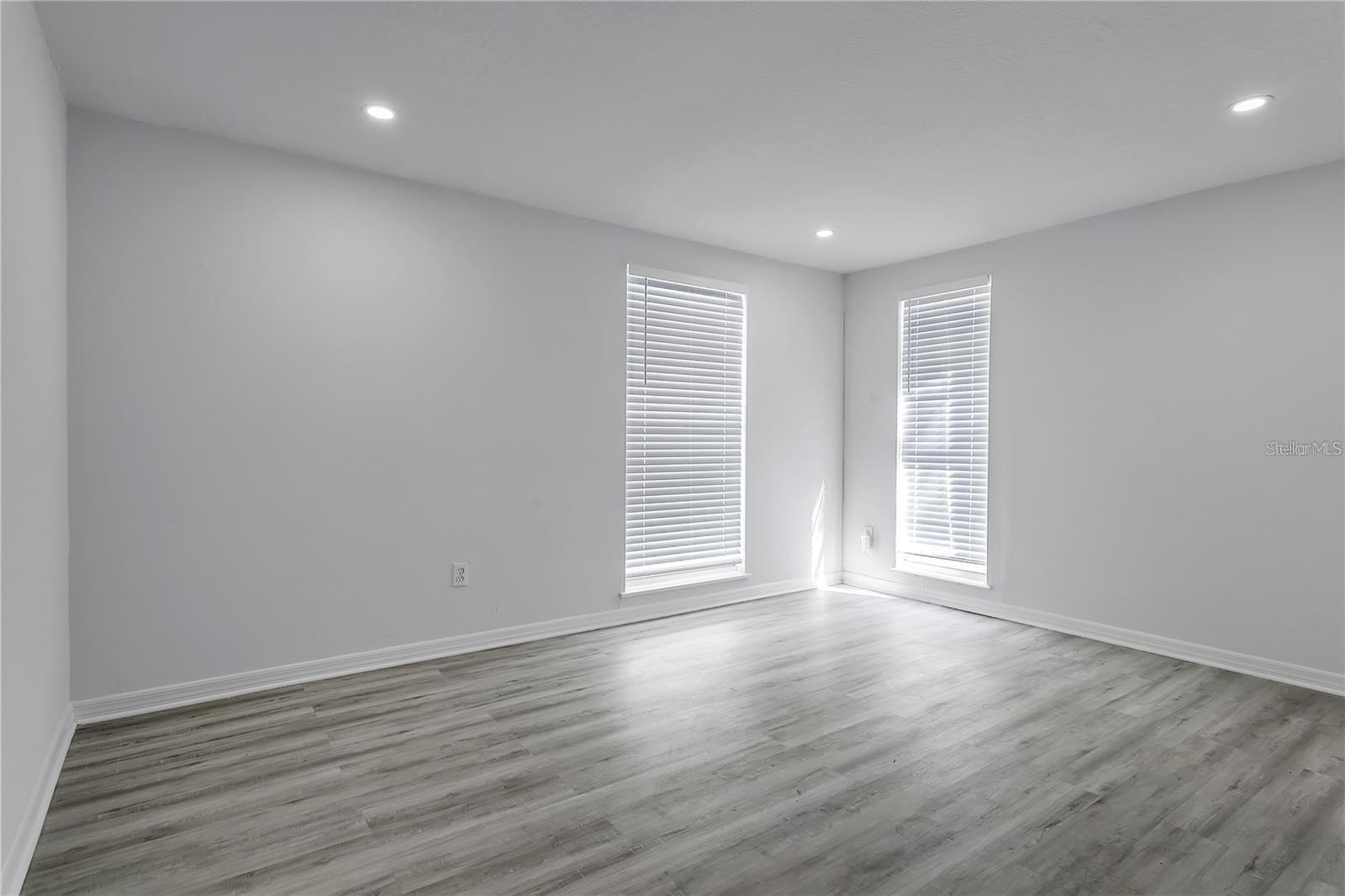 2107 E 93RD AVE, TAMPA, FL, 33612
