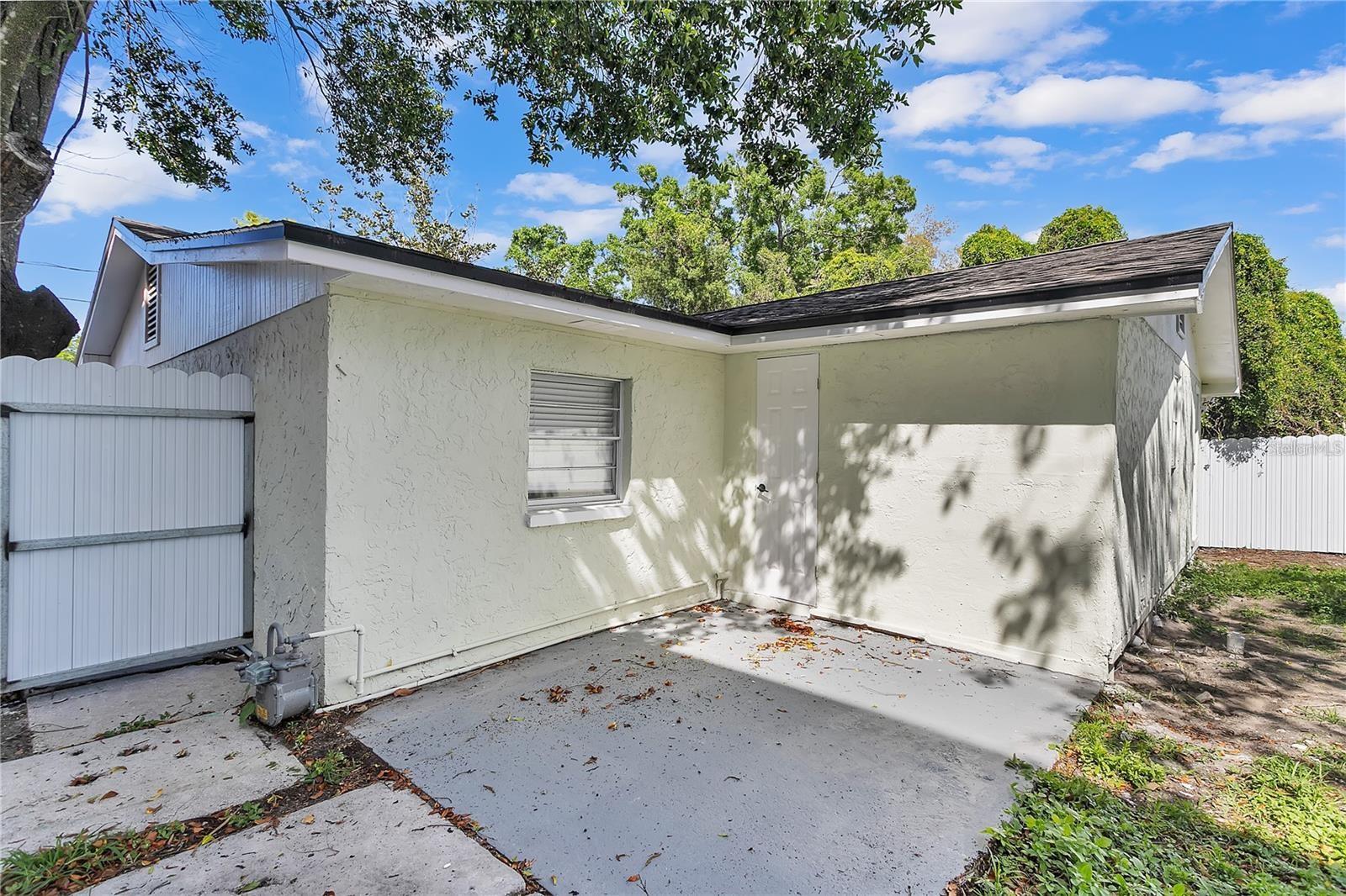 2107 E 93RD AVE, TAMPA, FL, 33612
