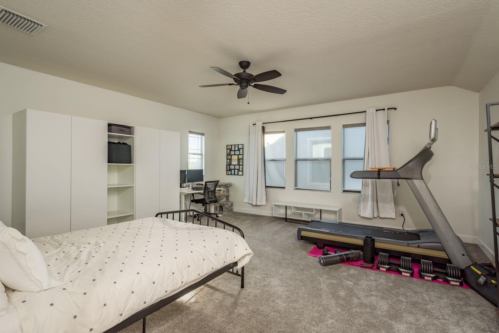 11305 LAZY HICKORY LN, TAMPA, FL, 33635