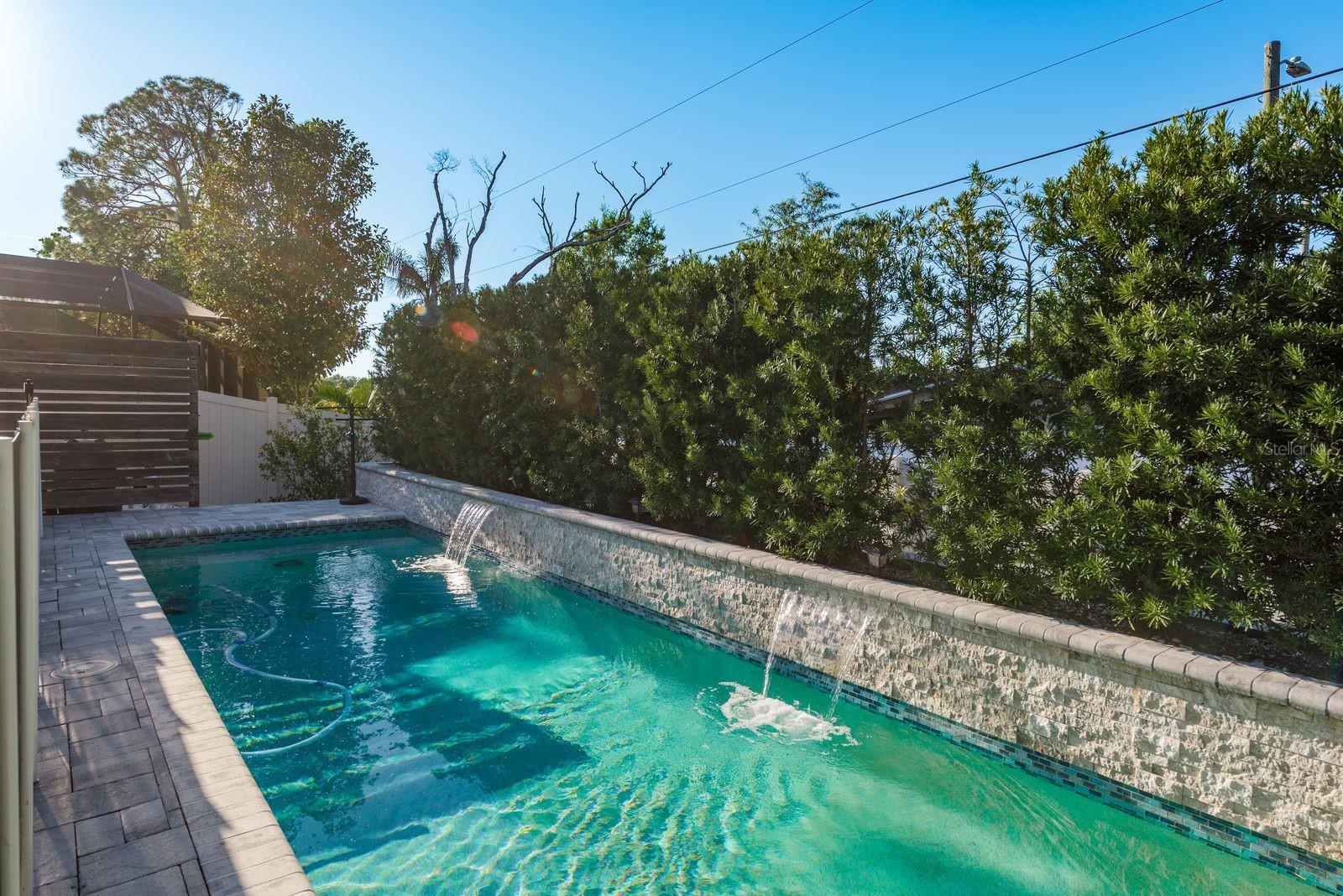 11305 LAZY HICKORY LN, TAMPA, FL, 33635