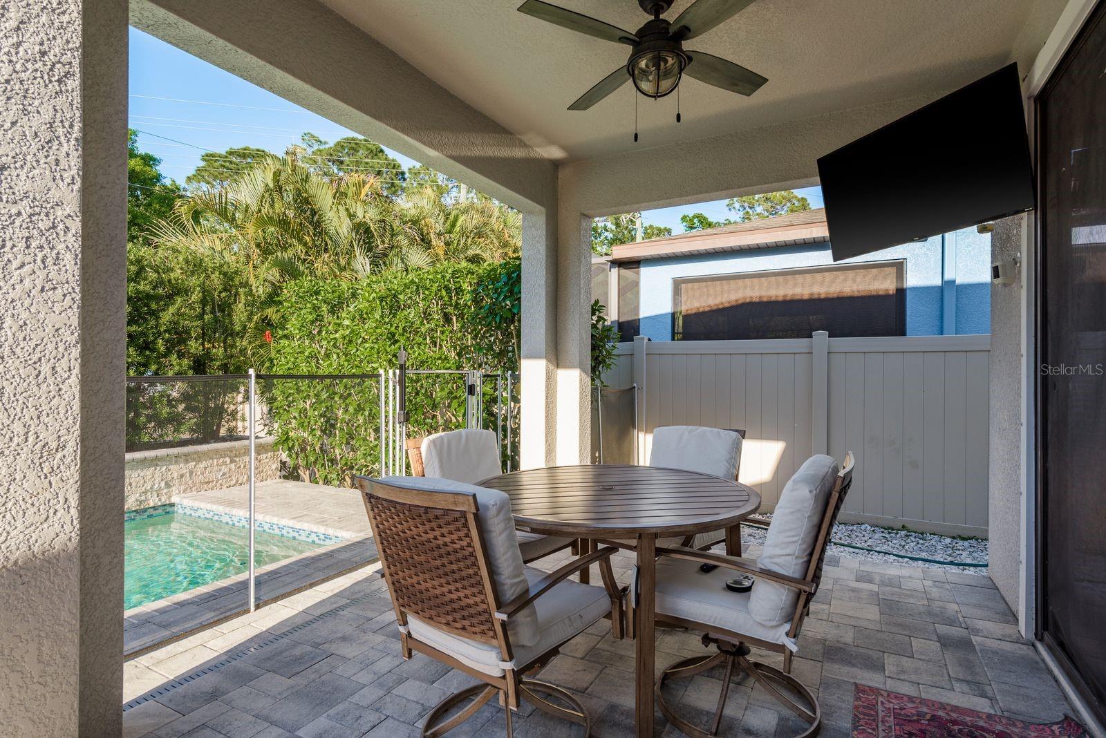 11305 LAZY HICKORY LN, TAMPA, FL, 33635