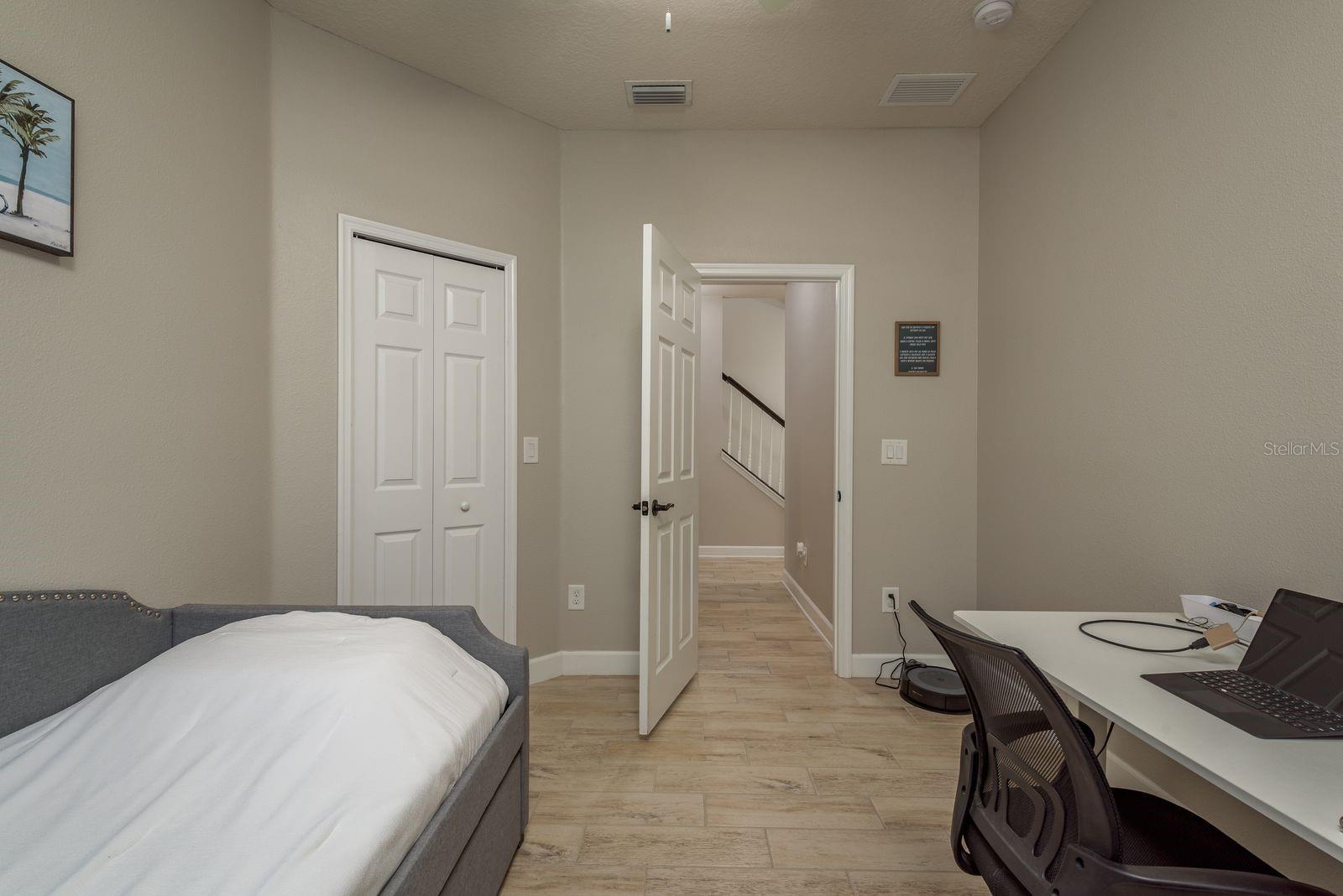 11305 LAZY HICKORY LN, TAMPA, FL, 33635