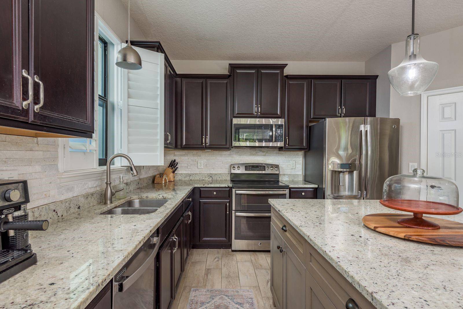 11305 LAZY HICKORY LN, TAMPA, FL, 33635