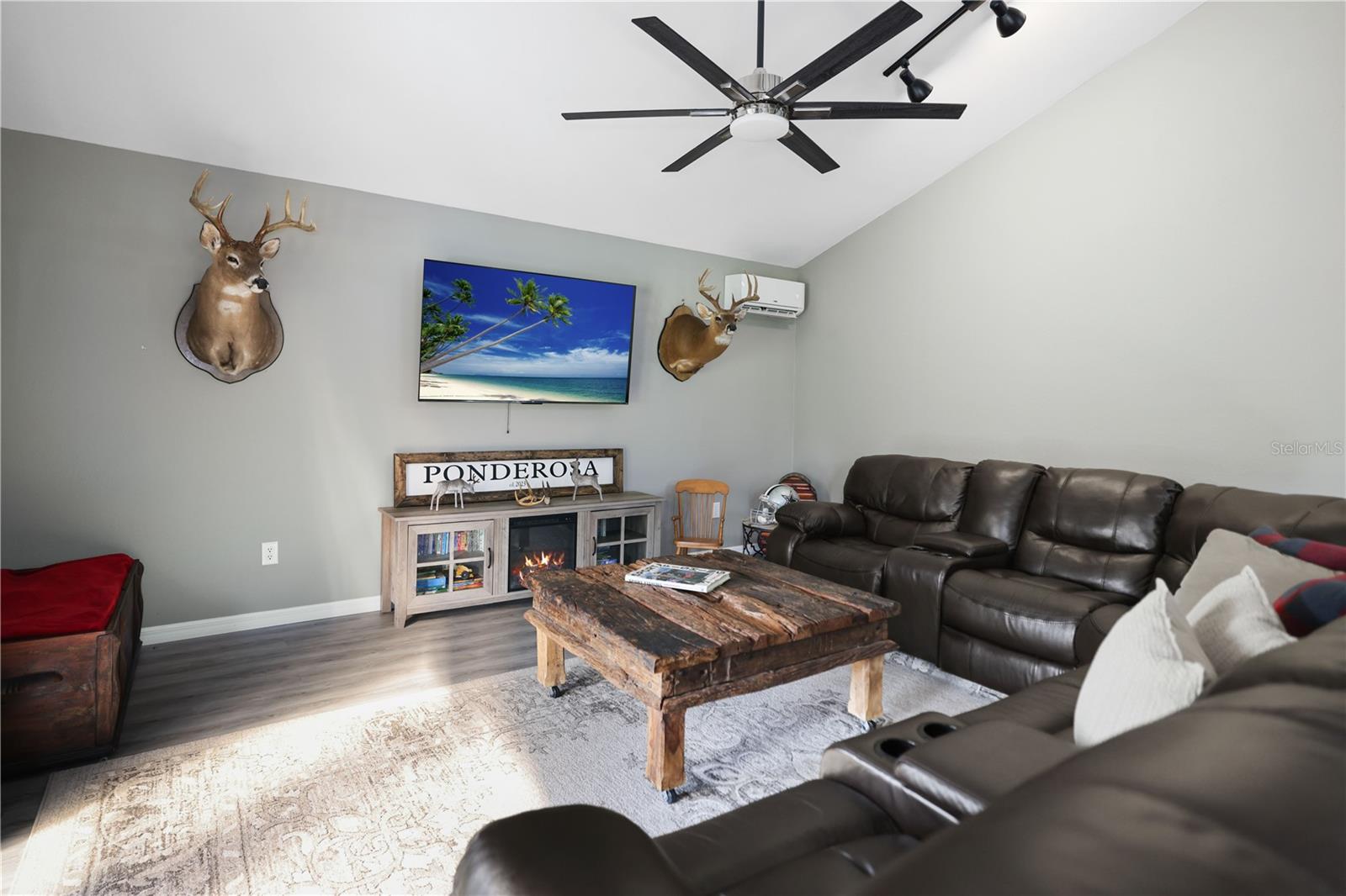8403 SOUTHWOOD PINES ST, LITHIA, FL, 33547