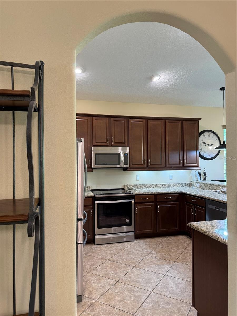 120 S HUMMINGBIRD PL, PALM COAST, FL, 32164