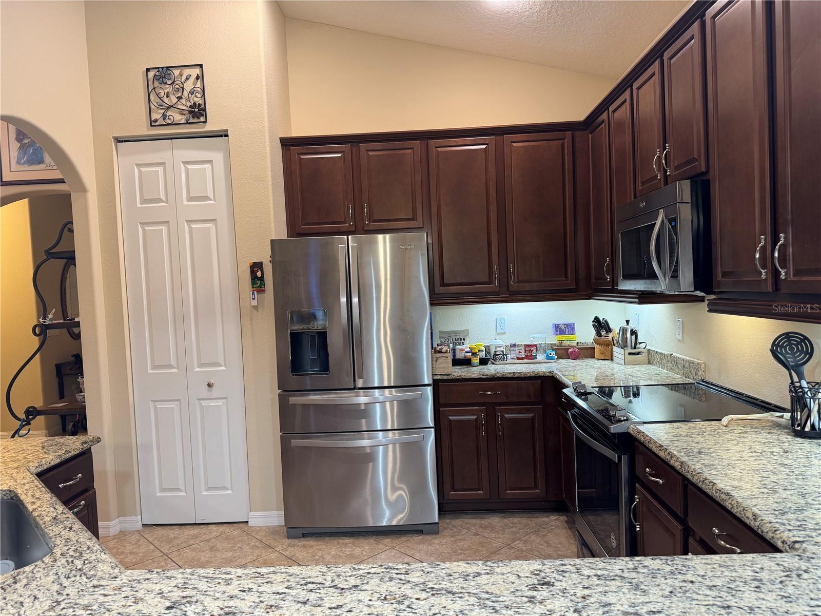 120 S HUMMINGBIRD PL, PALM COAST, FL, 32164