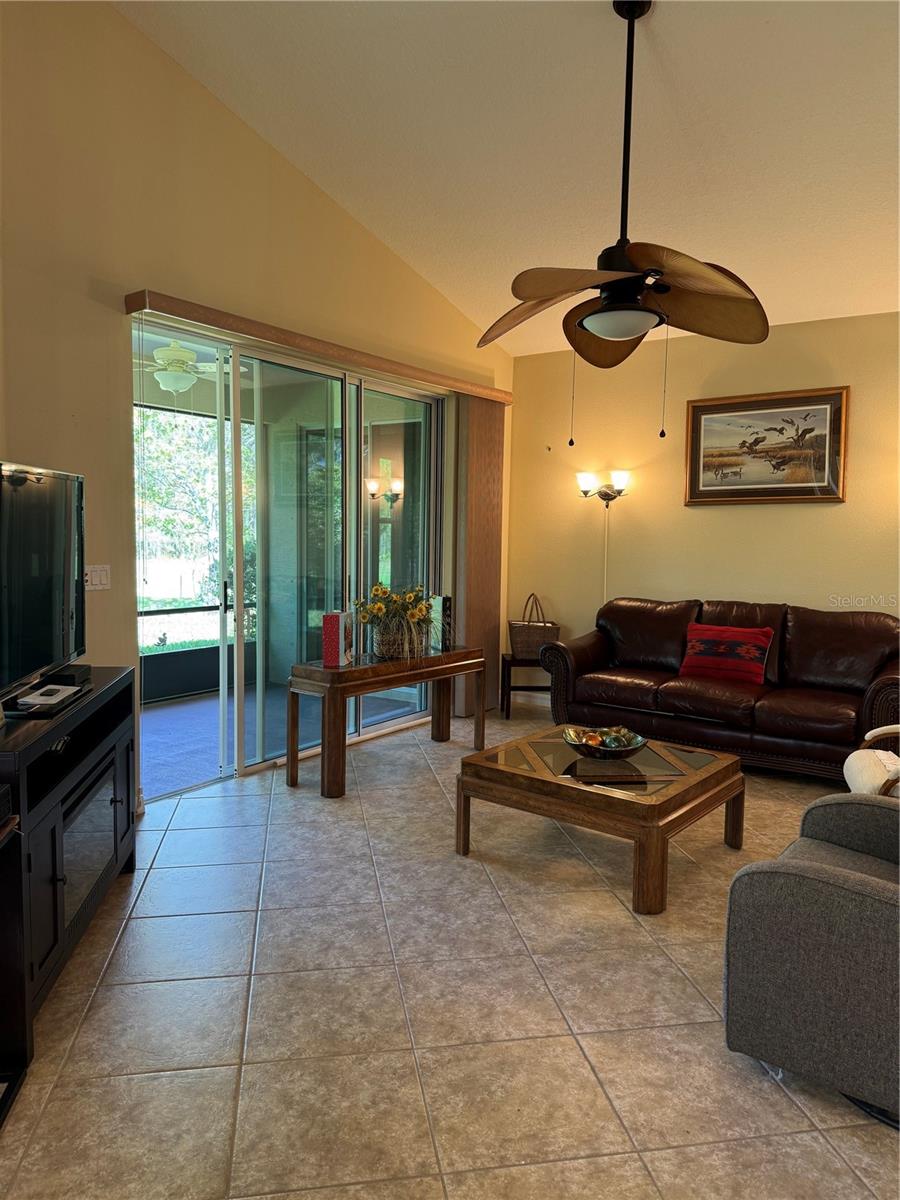 120 S HUMMINGBIRD PL, PALM COAST, FL, 32164