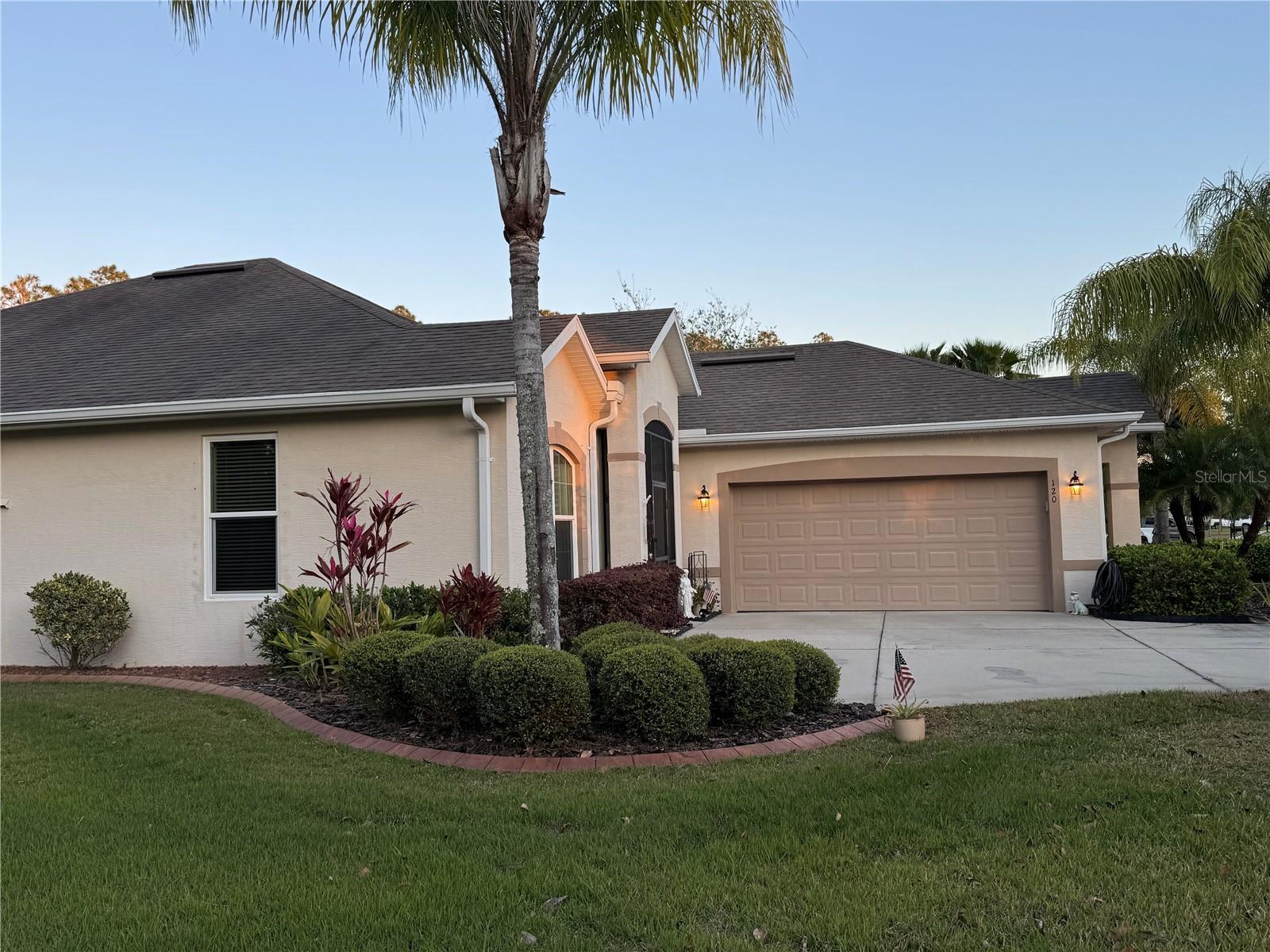 120 S HUMMINGBIRD PL, PALM COAST, FL, 32164