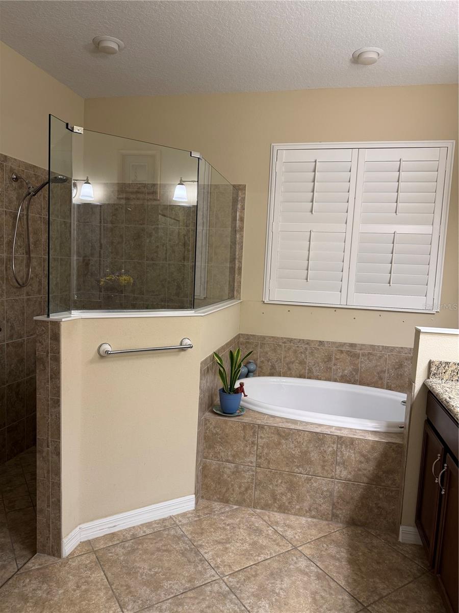 120 S HUMMINGBIRD PL, PALM COAST, FL, 32164