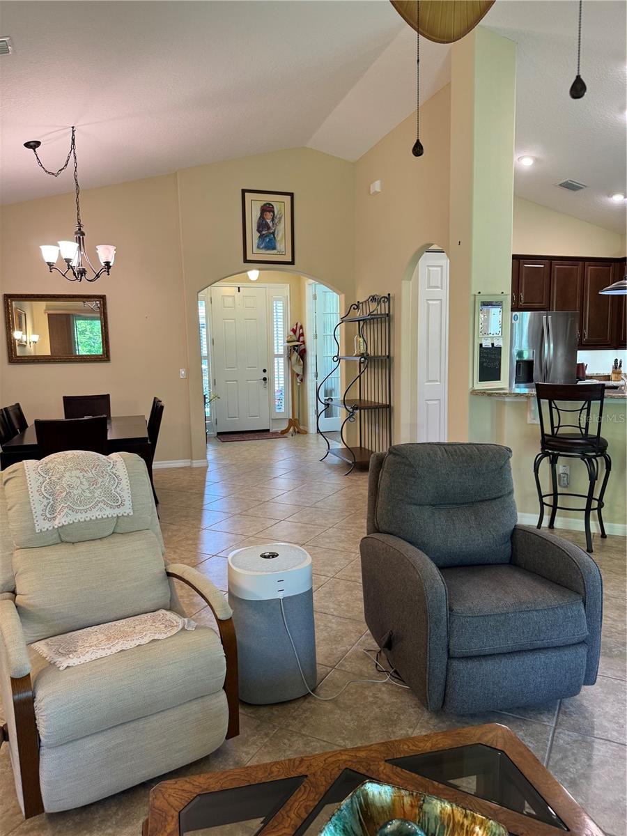 120 S HUMMINGBIRD PL, PALM COAST, FL, 32164