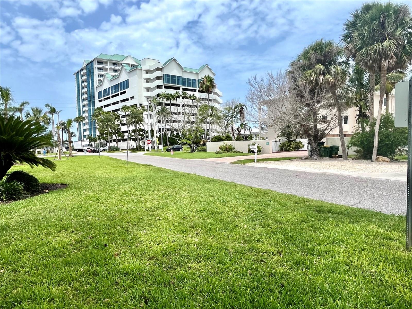 845 BENJAMIN FRANKLIN DR #104, SARASOTA, FL, 34236