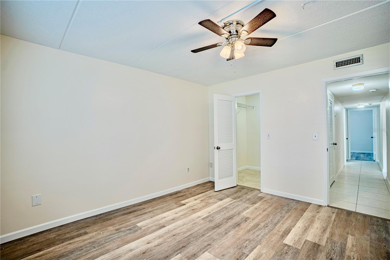 845 BENJAMIN FRANKLIN DR #104, SARASOTA, FL, 34236