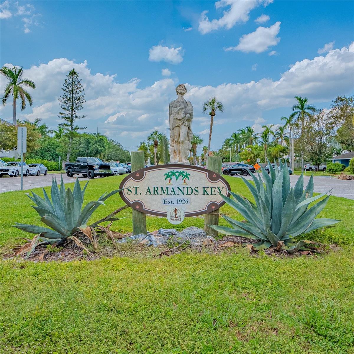 845 BENJAMIN FRANKLIN DR #104, SARASOTA, FL, 34236