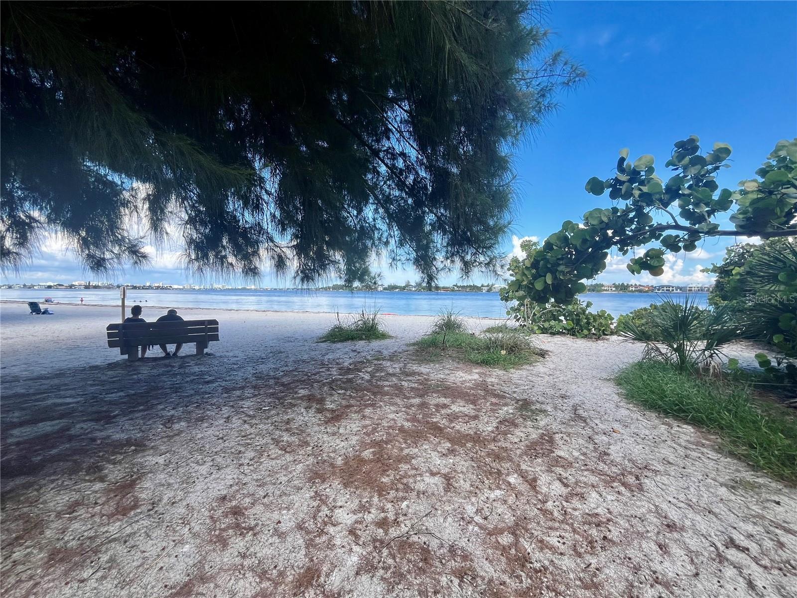 845 BENJAMIN FRANKLIN DR #104, SARASOTA, FL, 34236
