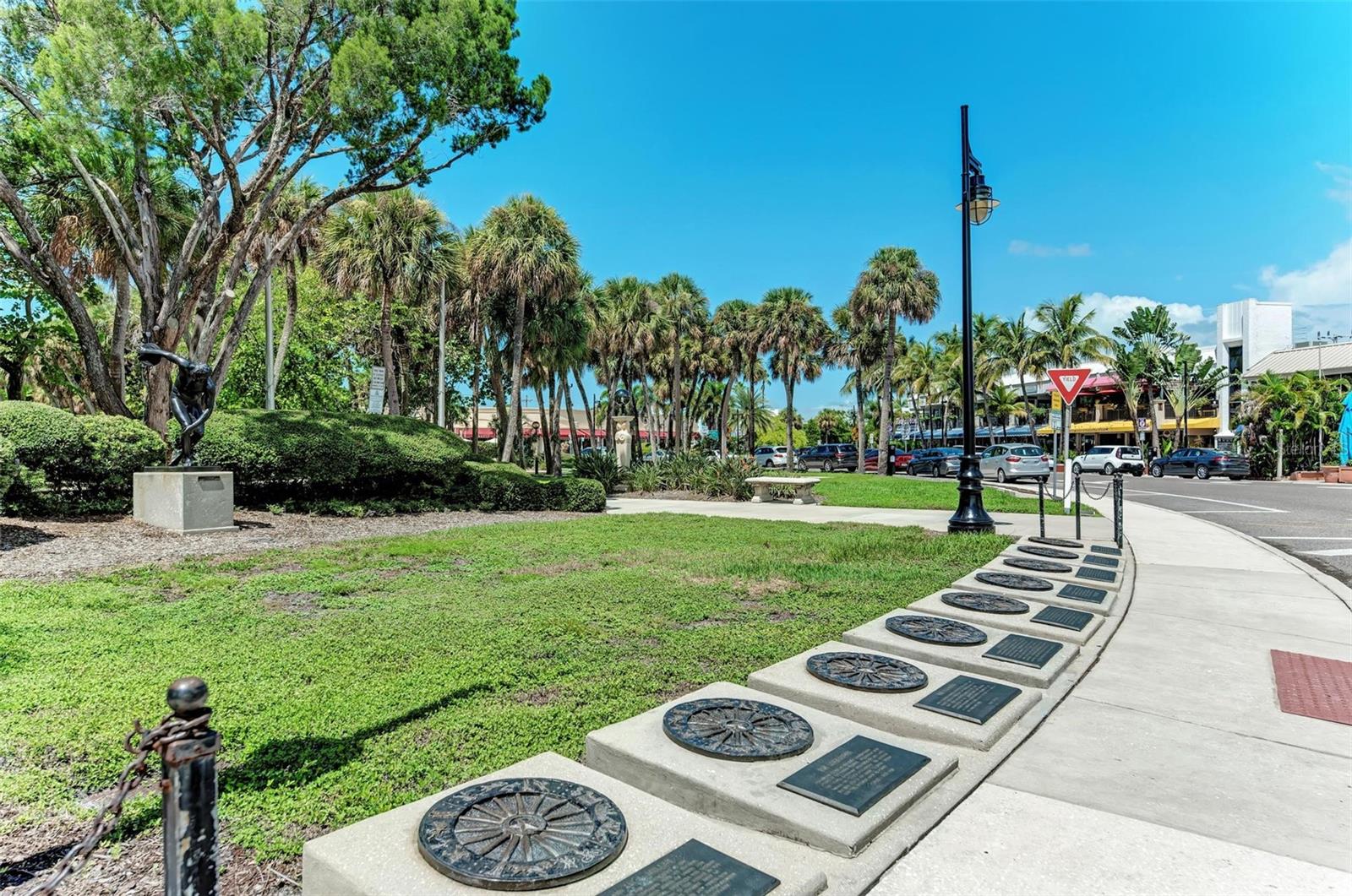845 BENJAMIN FRANKLIN DR #104, SARASOTA, FL, 34236