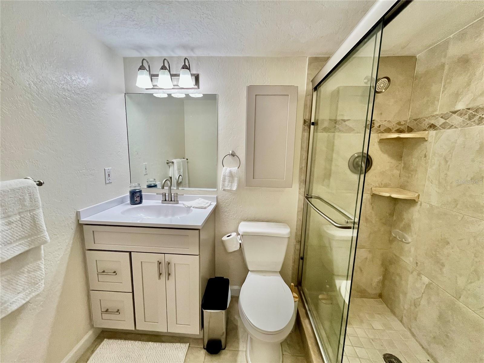 845 BENJAMIN FRANKLIN DR #104, SARASOTA, FL, 34236