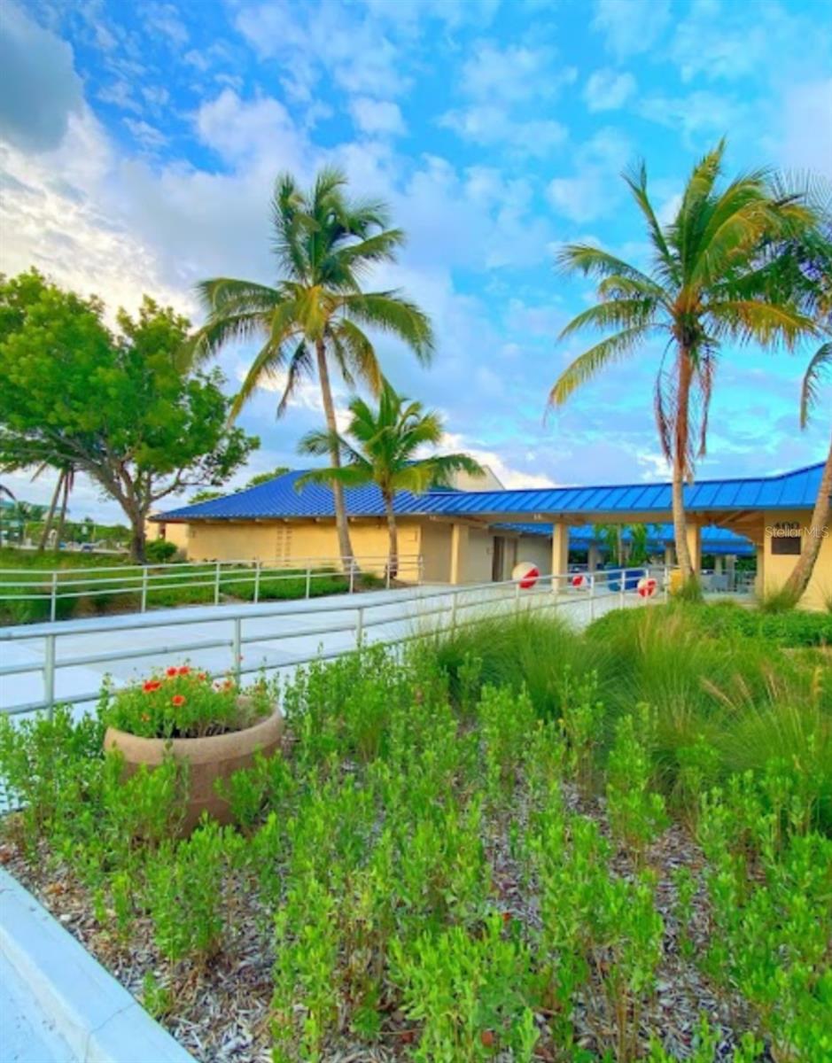 845 BENJAMIN FRANKLIN DR #104, SARASOTA, FL, 34236