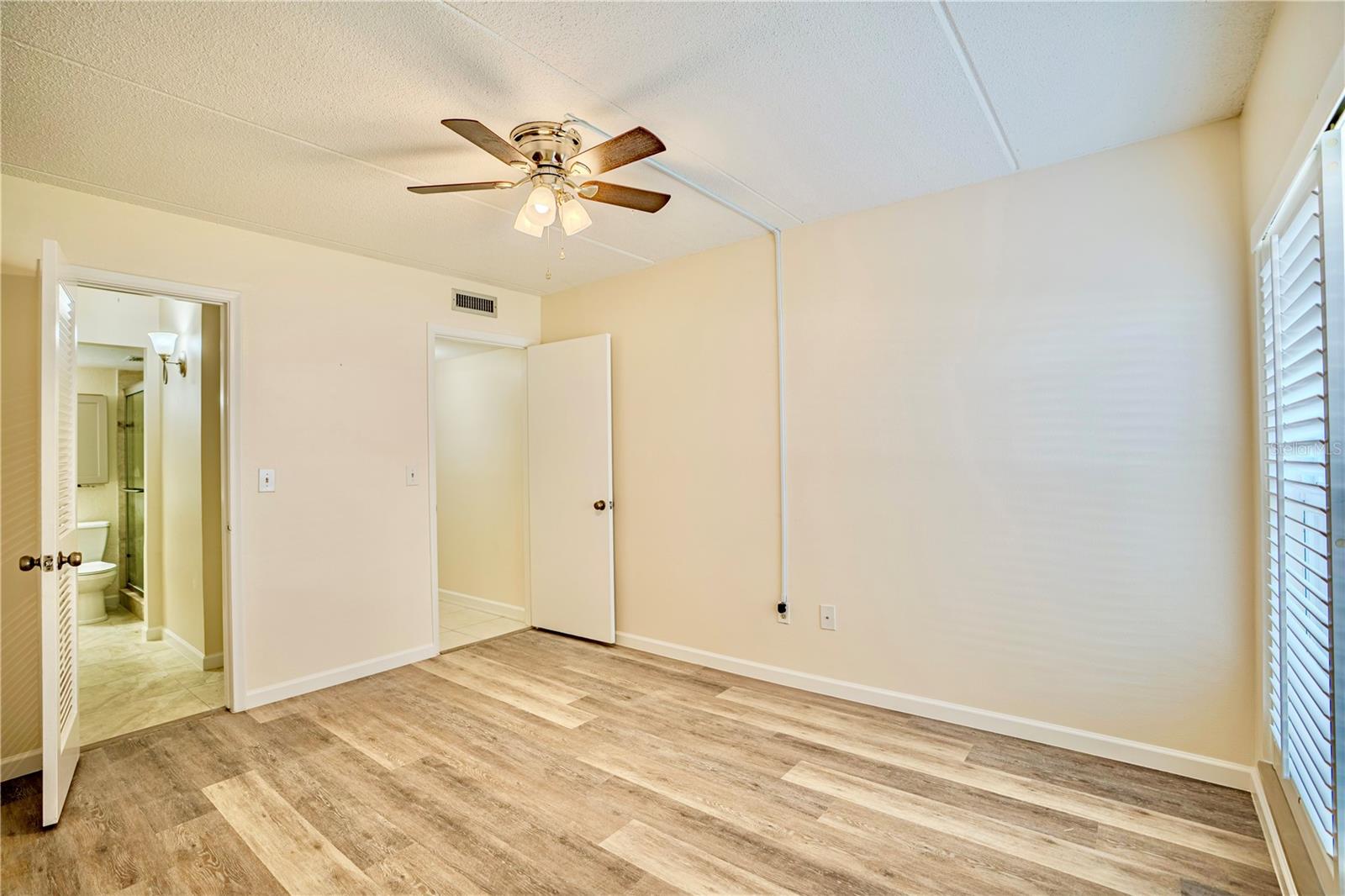 845 BENJAMIN FRANKLIN DR #104, SARASOTA, FL, 34236