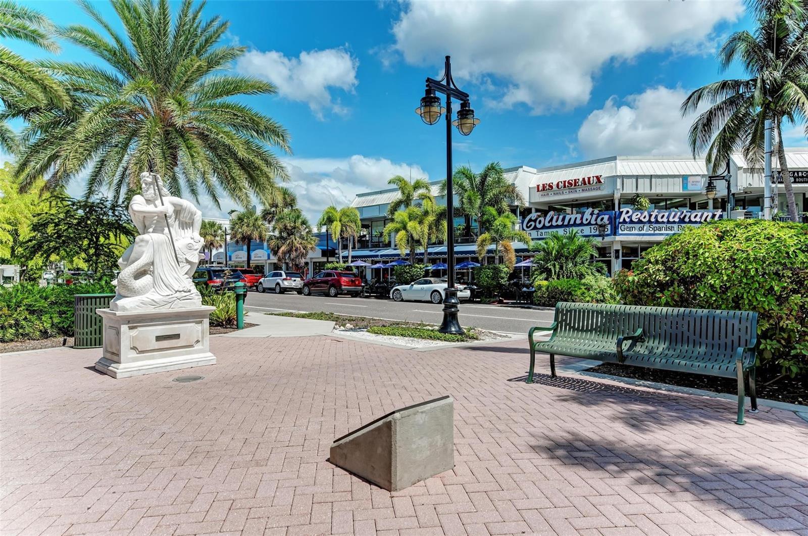 845 BENJAMIN FRANKLIN DR #104, SARASOTA, FL, 34236