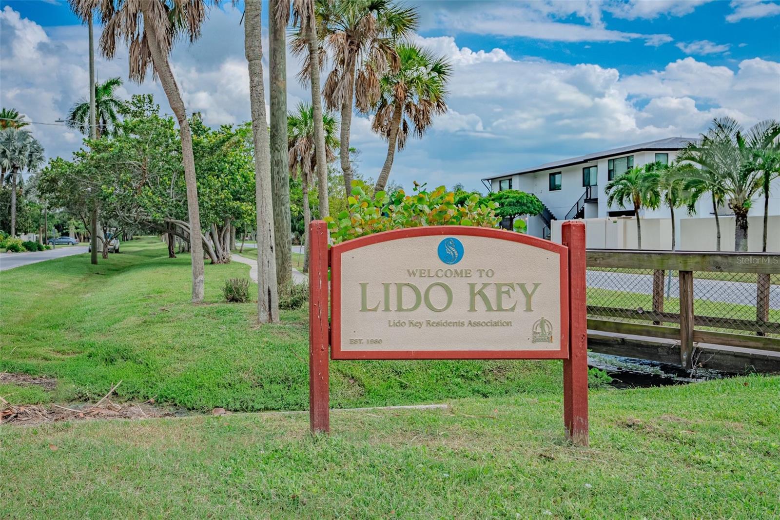 845 BENJAMIN FRANKLIN DR #104, SARASOTA, FL, 34236