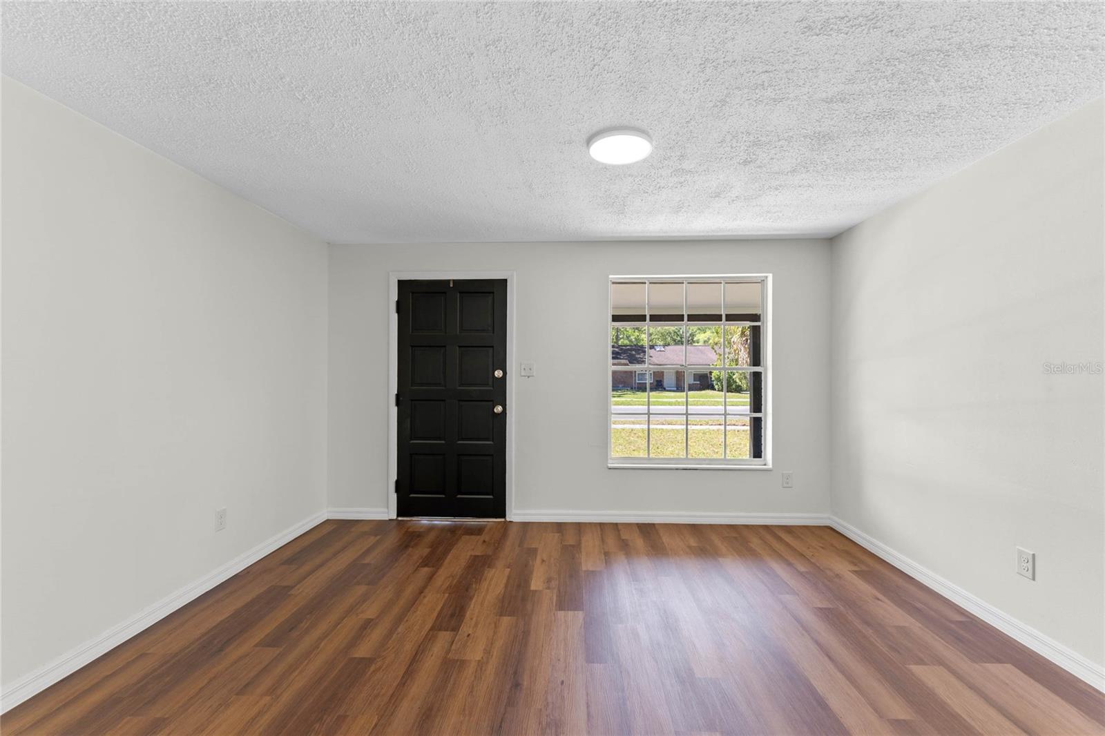 336 SAN LANTA CIR, SANFORD, FL, 32771