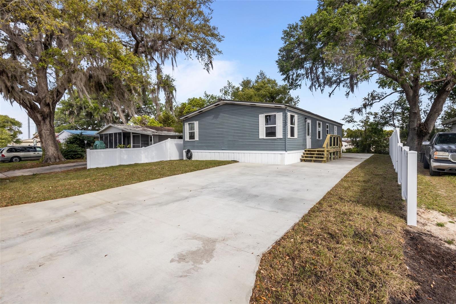 38060 LAWANDA LOOP, ZEPHYRHILLS, FL, 33542