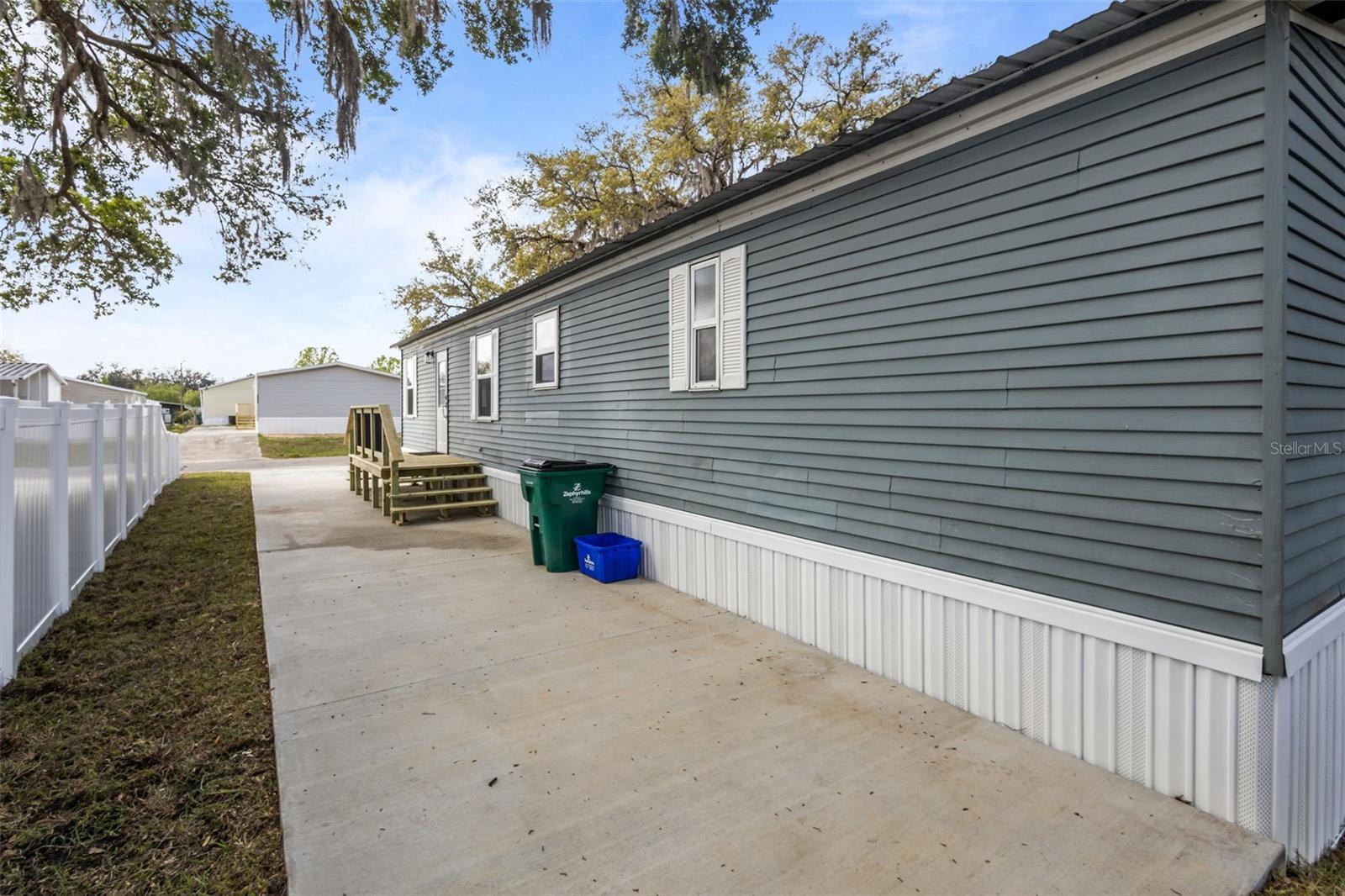 38060 LAWANDA LOOP, ZEPHYRHILLS, FL, 33542