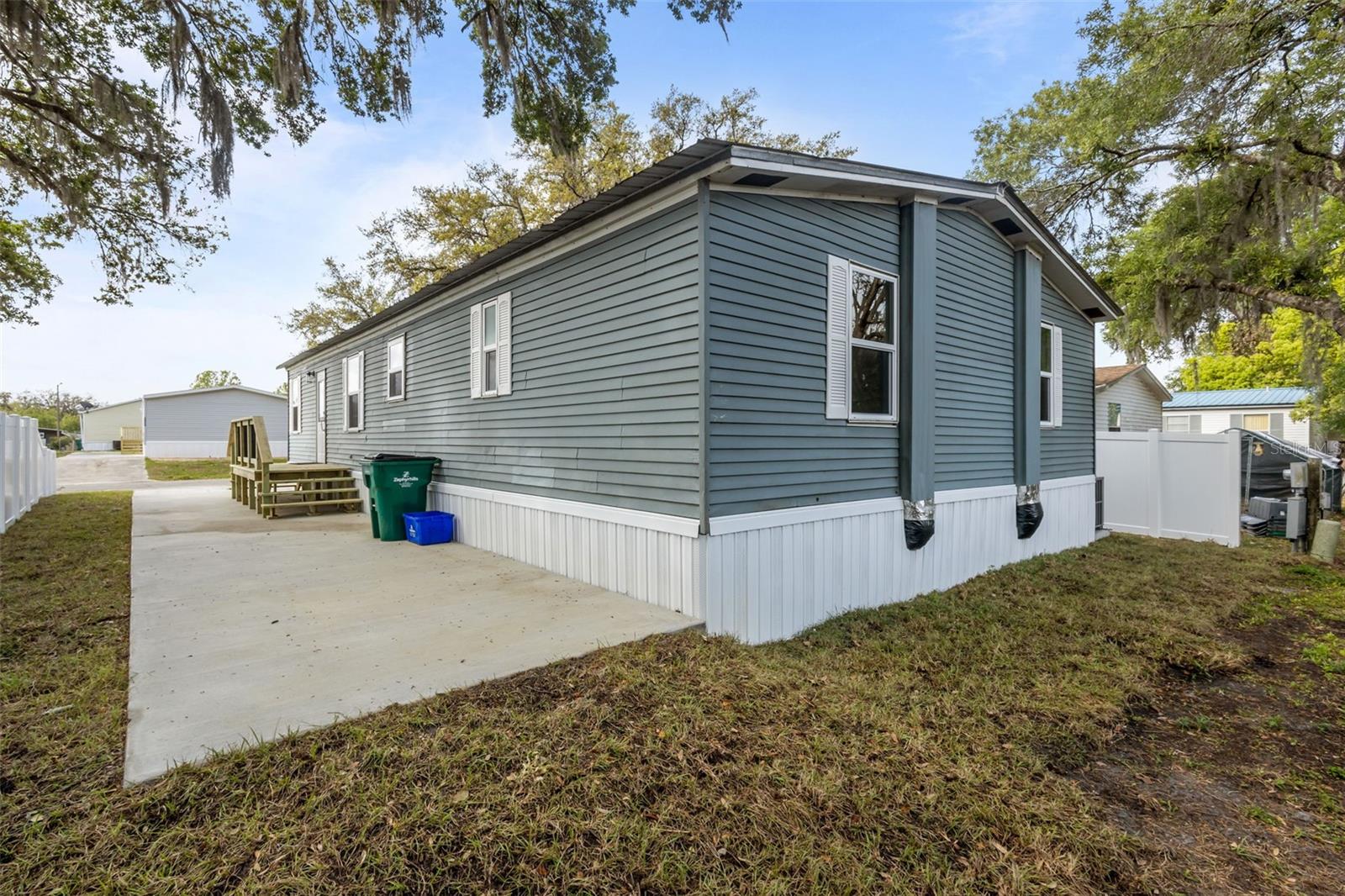 38060 LAWANDA LOOP, ZEPHYRHILLS, FL, 33542