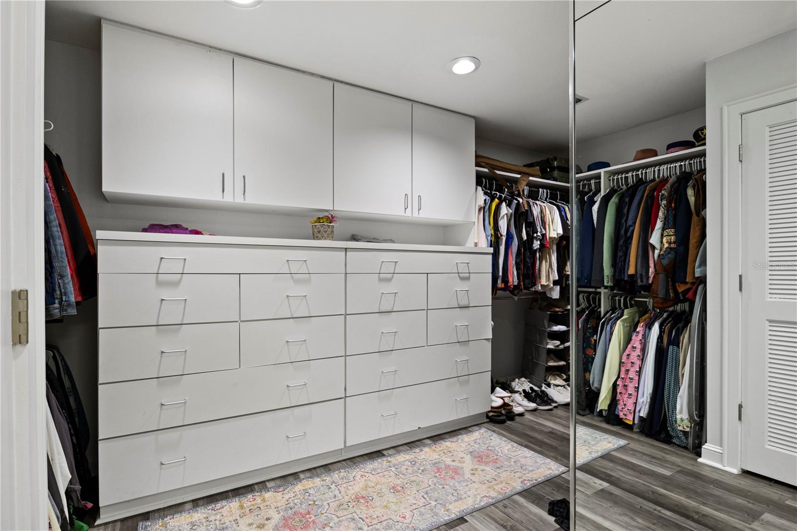 410 MONTROSE AVE, TEMPLE TERRACE, FL, 33617