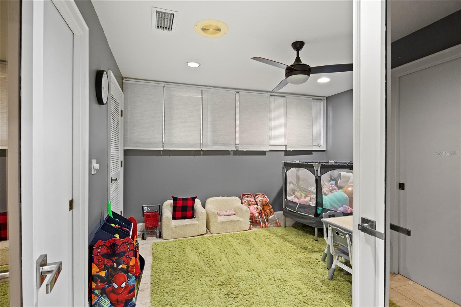 410 MONTROSE AVE, TEMPLE TERRACE, FL, 33617