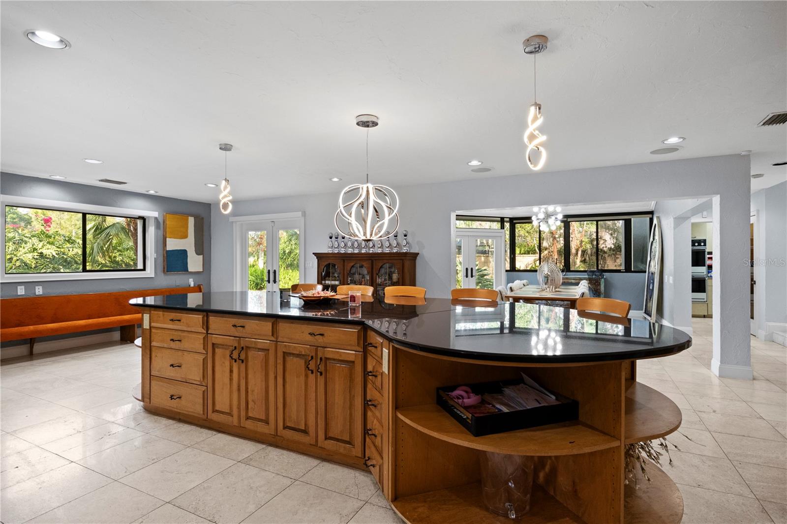 410 MONTROSE AVE, TEMPLE TERRACE, FL, 33617