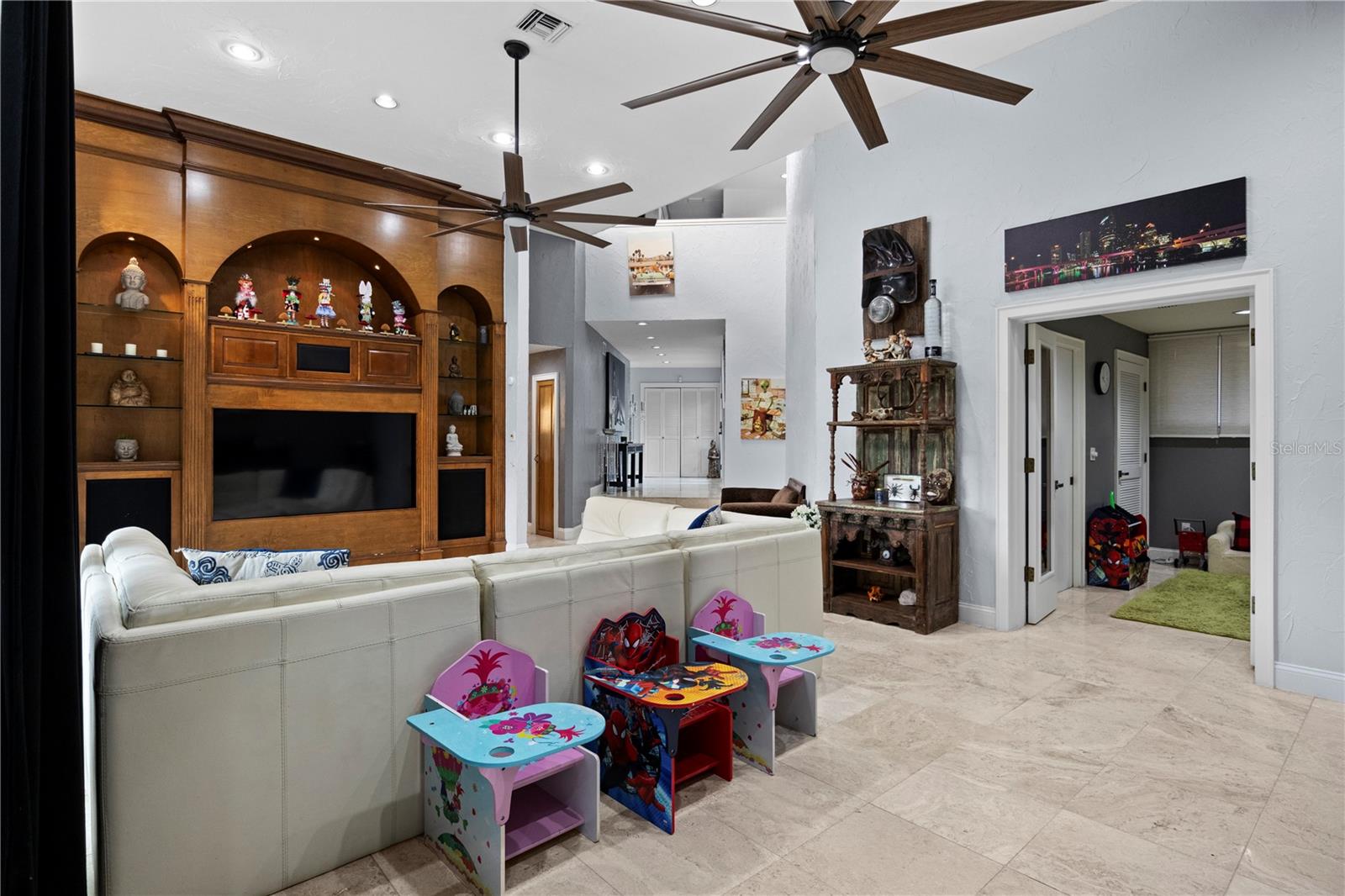 410 MONTROSE AVE, TEMPLE TERRACE, FL, 33617