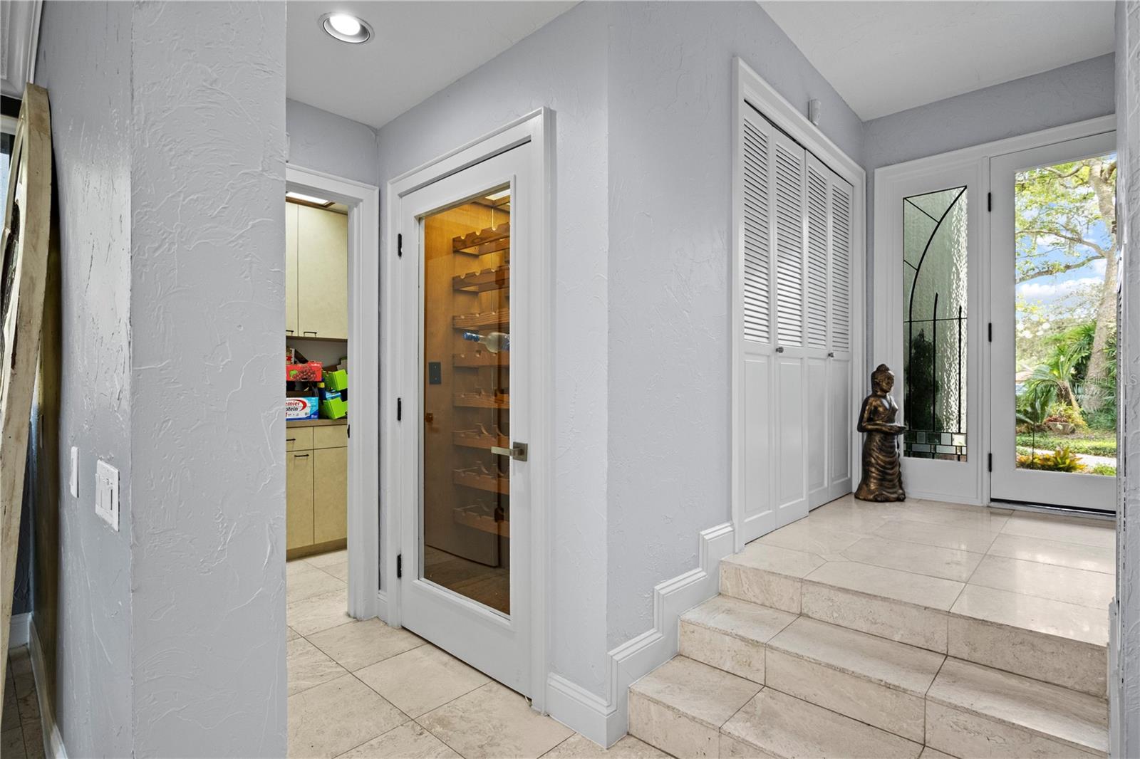 410 MONTROSE AVE, TEMPLE TERRACE, FL, 33617