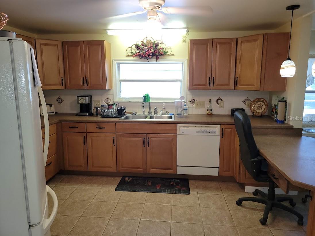 121 BONNIE DR, AUBURNDALE, FL, 33823