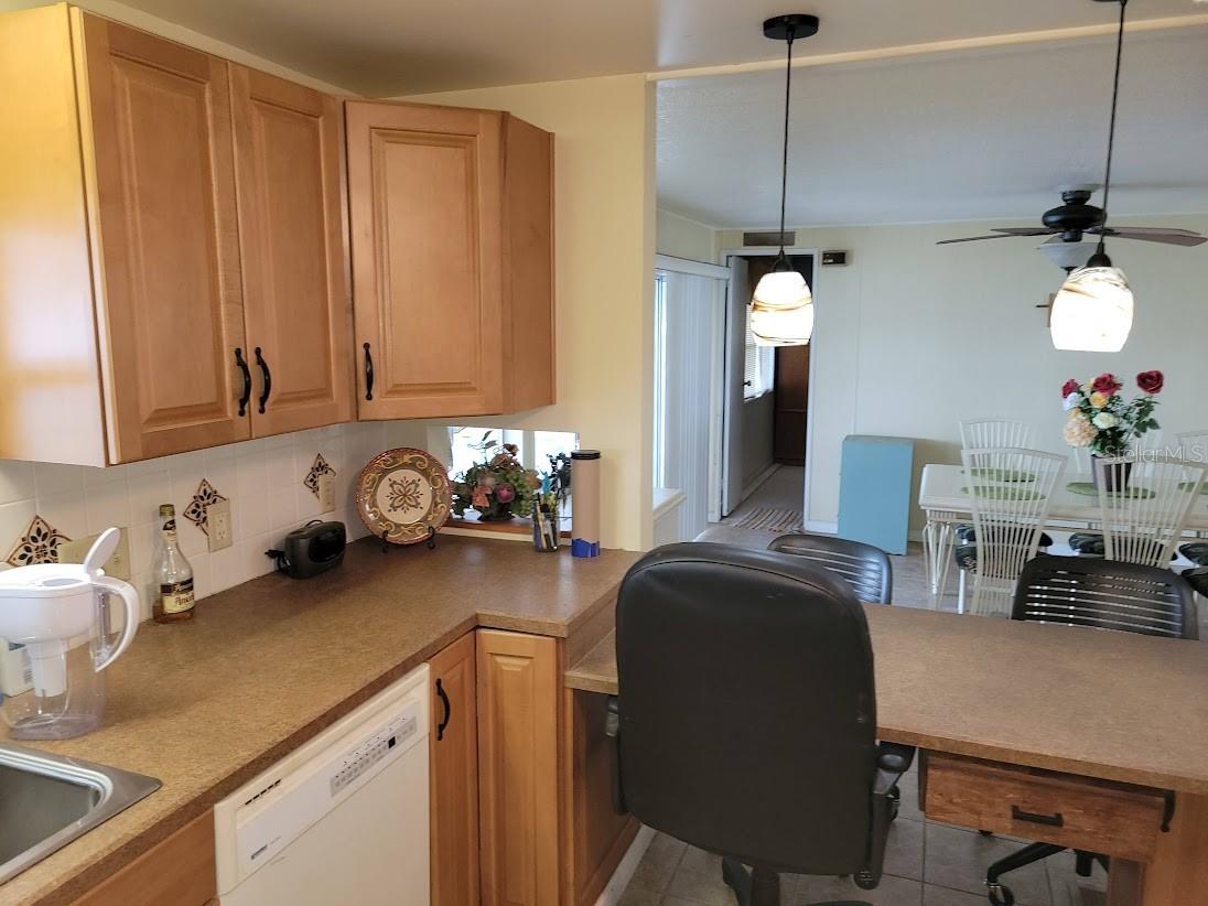 121 BONNIE DR, AUBURNDALE, FL, 33823