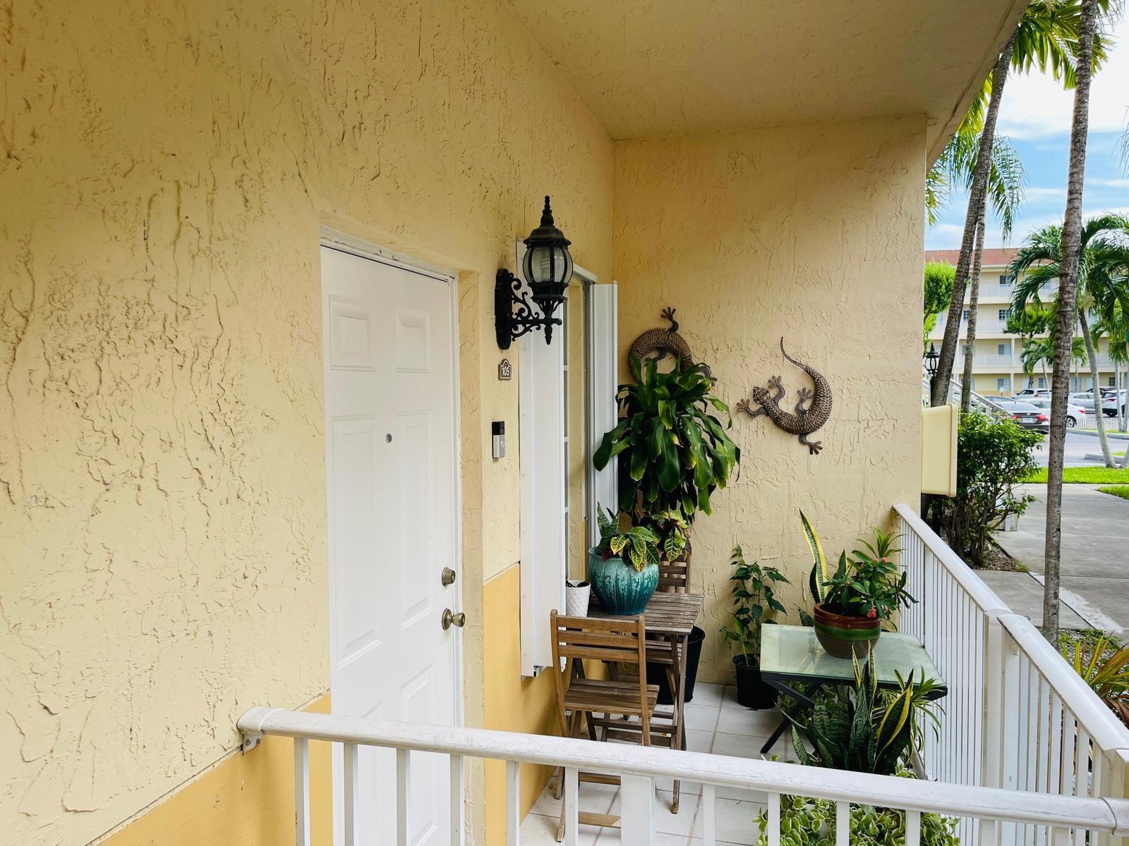 6962 NW 179TH ST #105-6, HIALEAH, FL, 33015