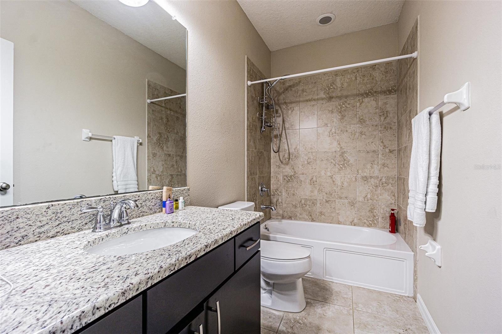 906 VINEYARD LN, OLDSMAR, FL, 34677