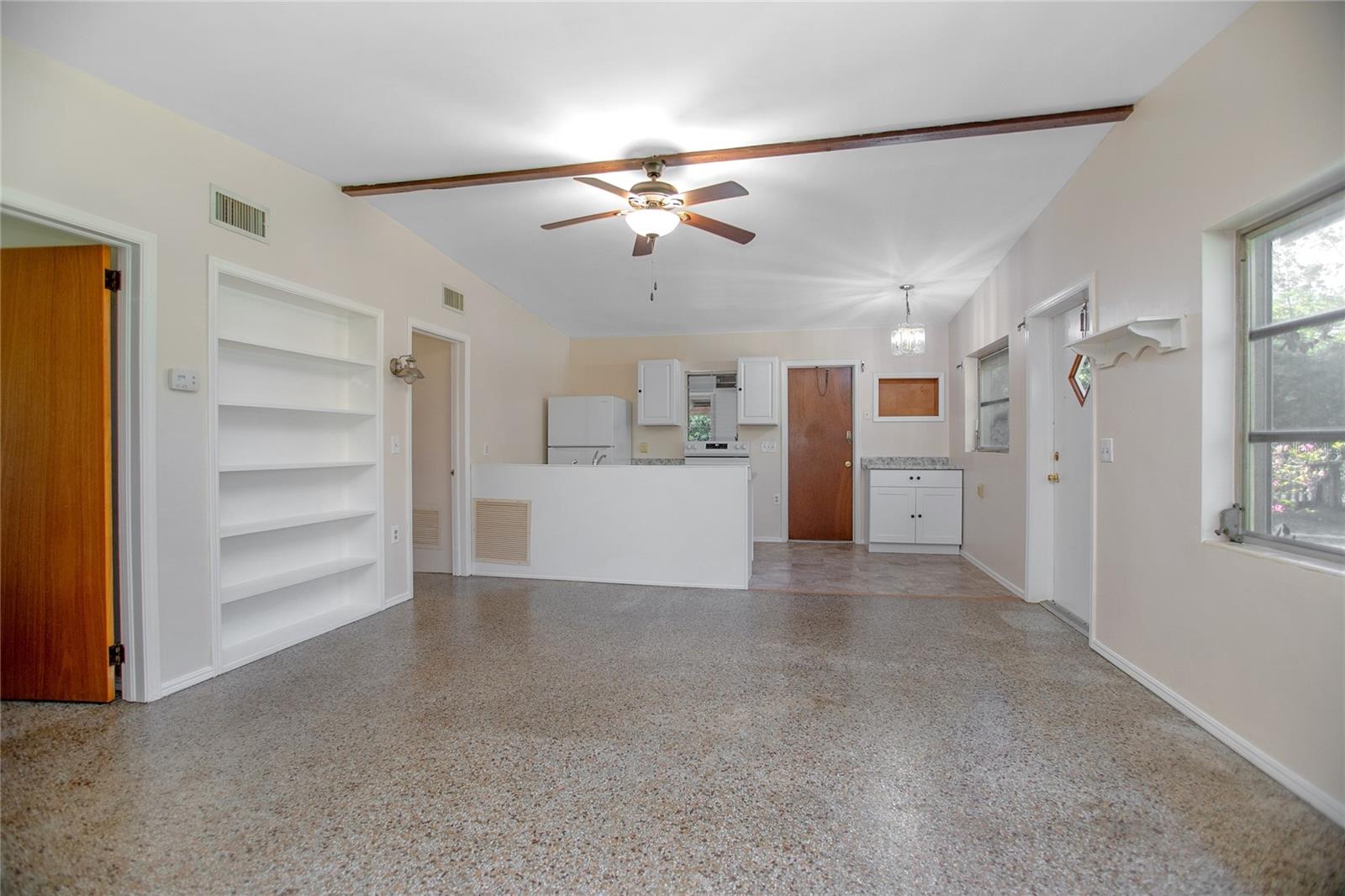 782 VALENCIA AVE, ORANGE CITY, FL, 32763