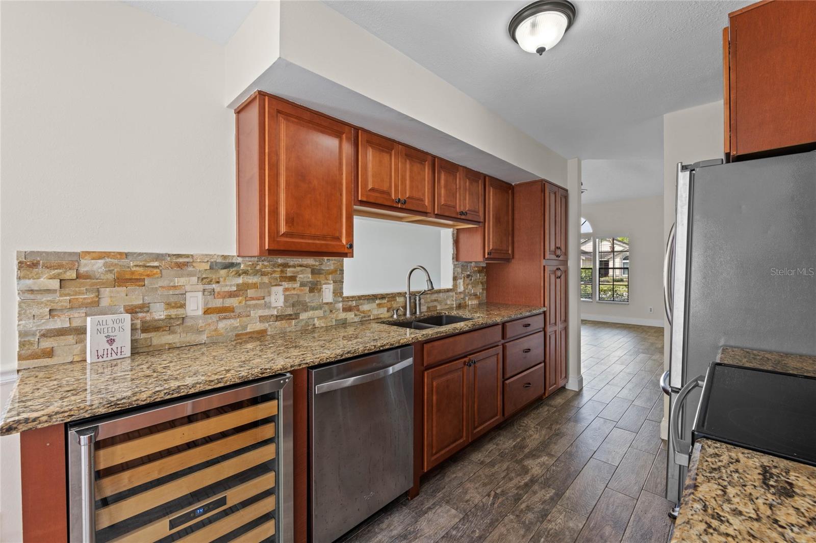 842 E CHARING CROSS CIR, LAKE MARY, FL, 32746